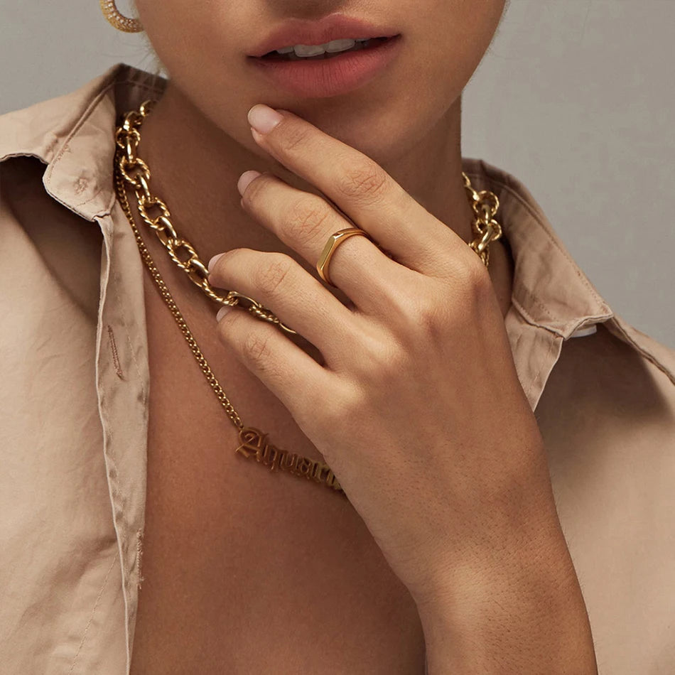Simple and classic horizontal strip ring