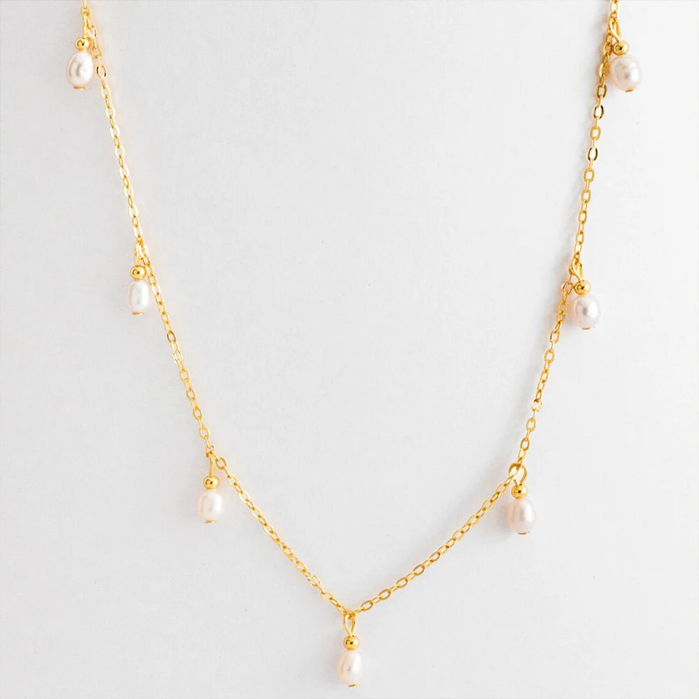 Thin Clavicle Chain with Pearl Pendant