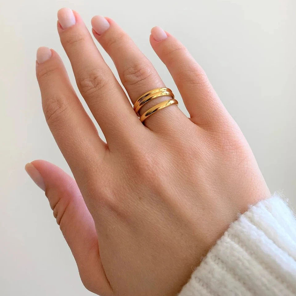 Elegant gold and silver color multilayer line ring