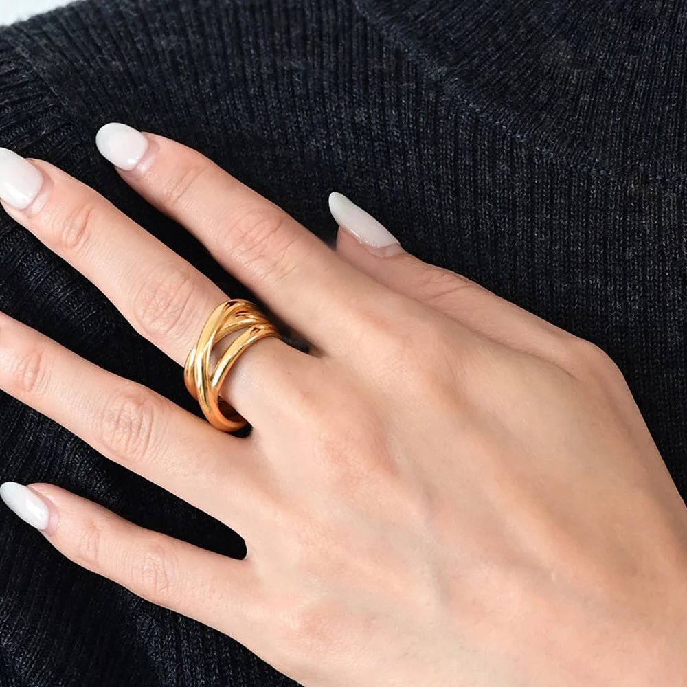 Classic Wide Multilayer Cross Ring
