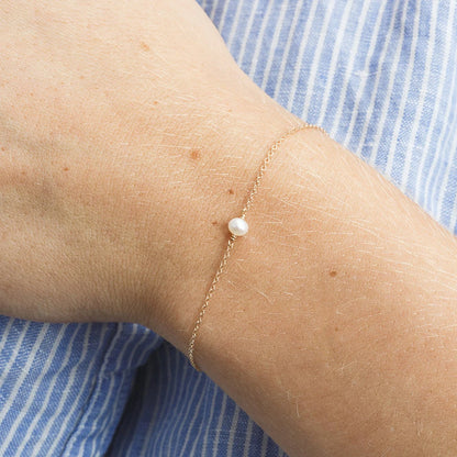 Minimalist Artificial Sea Pearl Bracelets