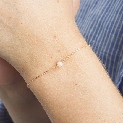Minimalist Artificial Sea Pearl Bracelets