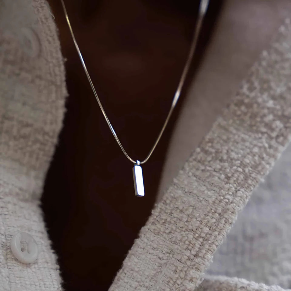 New Simple Square Pendant Necklace White Gold