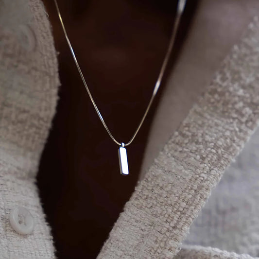 New Simple Square Pendant Necklace White Gold