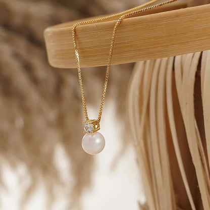 Classic Gold Plated Imitation Pearl Pendant Necklace