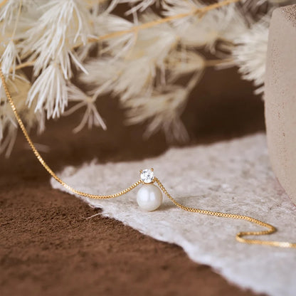 Classic Gold Plated Imitation Pearl Pendant Necklace