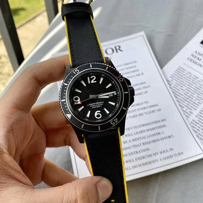 Fully automatic mechanical multifunctional watch