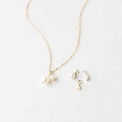 Freshwater Pearl Pendant Necklace