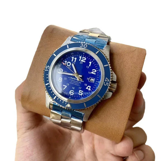 Fully automatic mechanical multifunctional watch