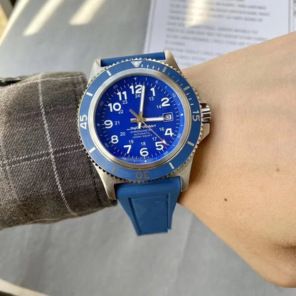 Fully automatic mechanical multifunctional watch