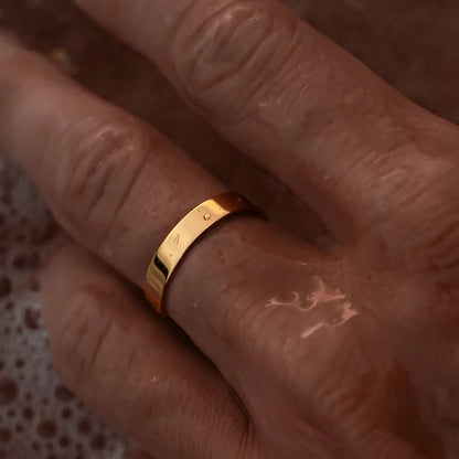 Unisize Minimal Platinum Ring