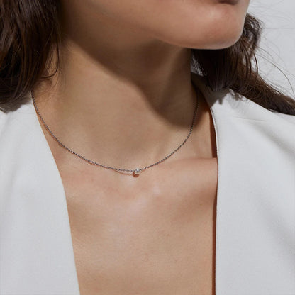 Faux Pearl Pendant Choker
