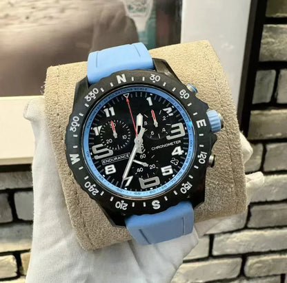 Professional endurance sports watch with quartz movement