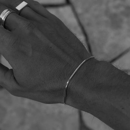 Silver Bracelet with Minimalist Octagonal Chain